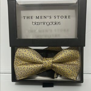 Bloomingdale's Gold and Blue Tie Elegant Accessories